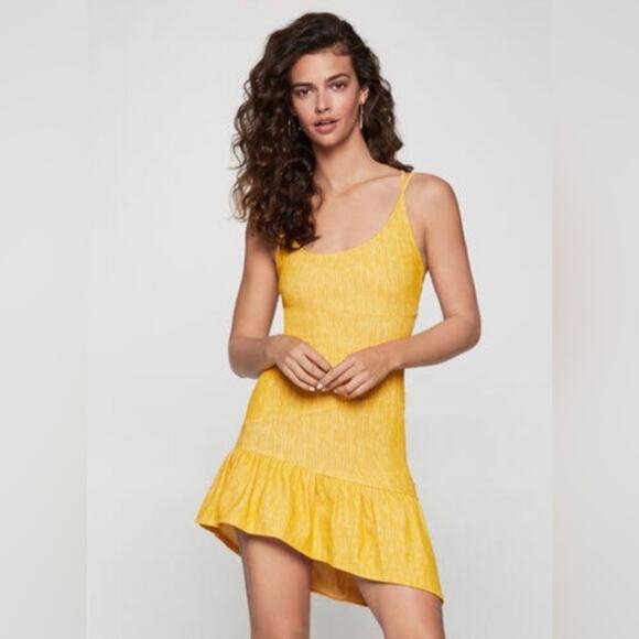 BCBGeneration Abstract Stripe
Bodycon Dress NWT SUNBURST YELLOW XXS BODYCON - Picture 1 of 9